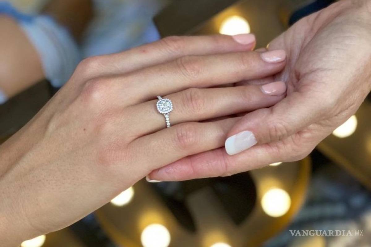 $!Lo sentimos Yolanda Andrade, pero Montserrat Oliver le acaba de pedir matrimonio a Yaya Kosikova