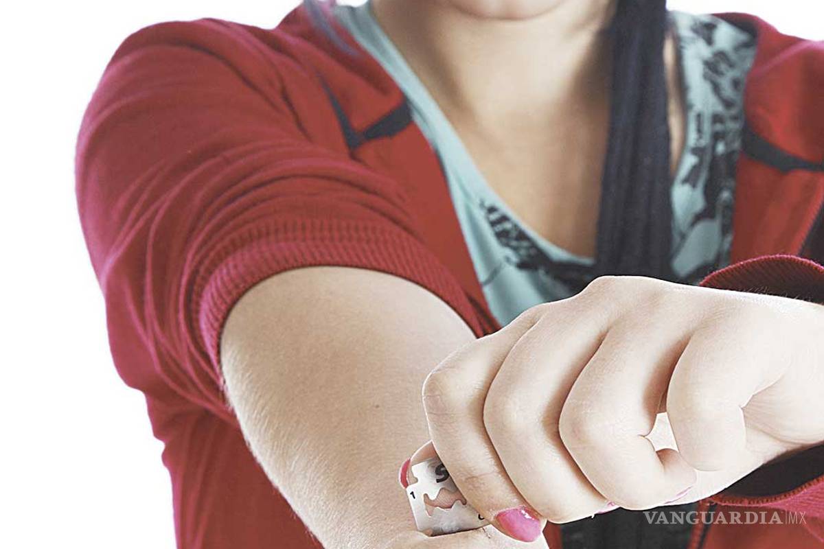 Adolescentes de Saltillo usan el cutting para 'aliviar' decepciones amorosas