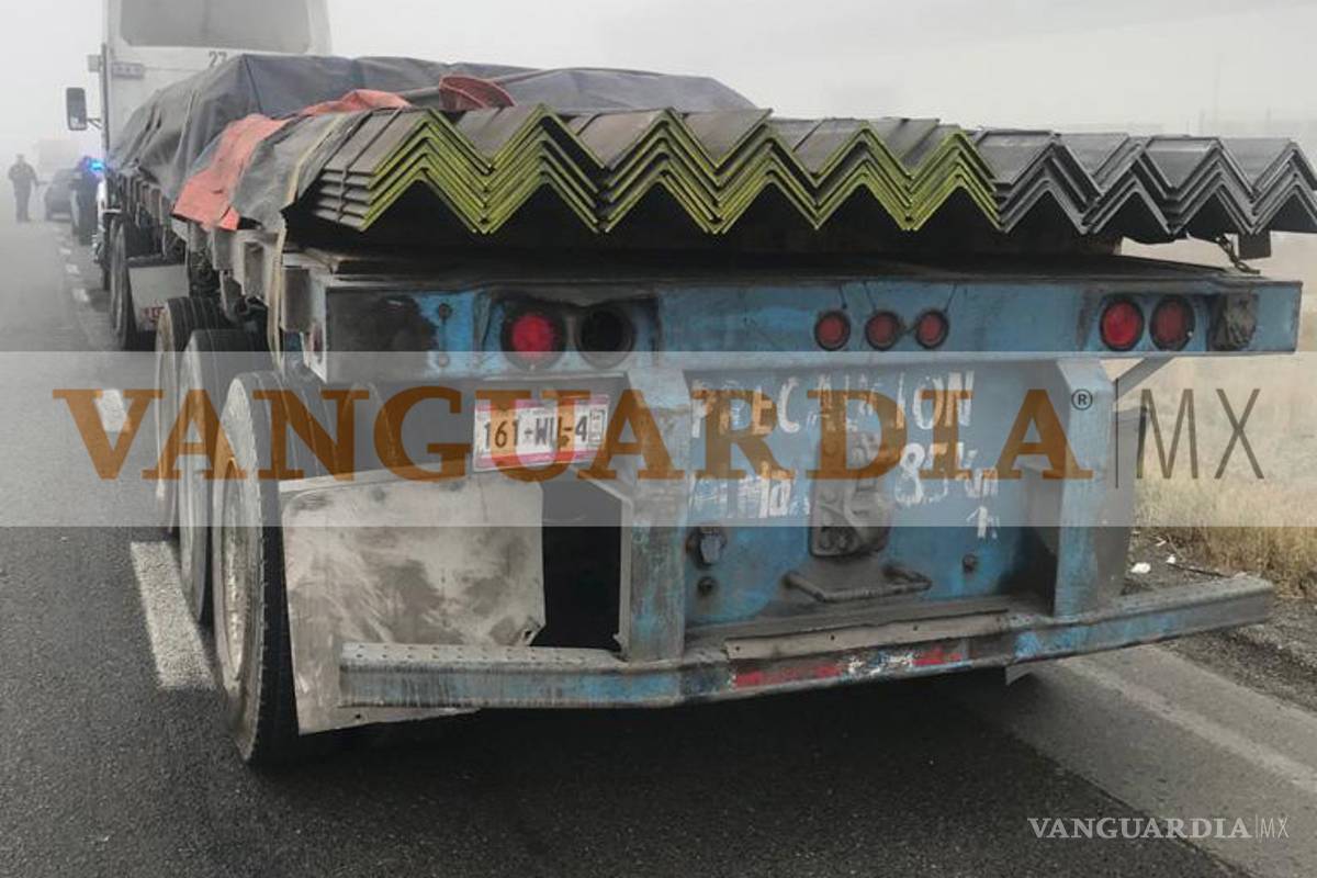 Secuestran a operador de transporte en Saltillo para robarle cargamento de láminas