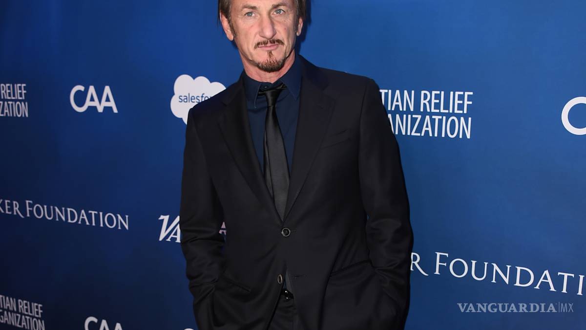 Sean Penn no llevaba papel ni pluma y se emborrachó en entrevista a El Chapo