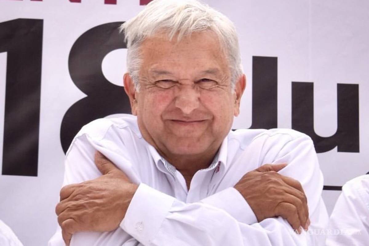 &quot;Abrazos, no balazos&quot;: AMLO desea feliz Día del Amor y la Amistad