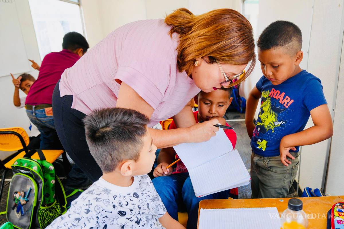 $!El plantel no cobra cuota de inscripción en este ciclo escolar, lo que representa un ahorro importante para la comunidad, destacan autoridades municipales.