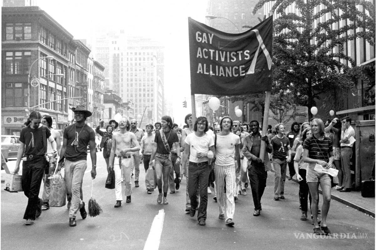$!Rebelión en el bar Stonewall Inn, así nació el DÍA del ORGULLO GAY