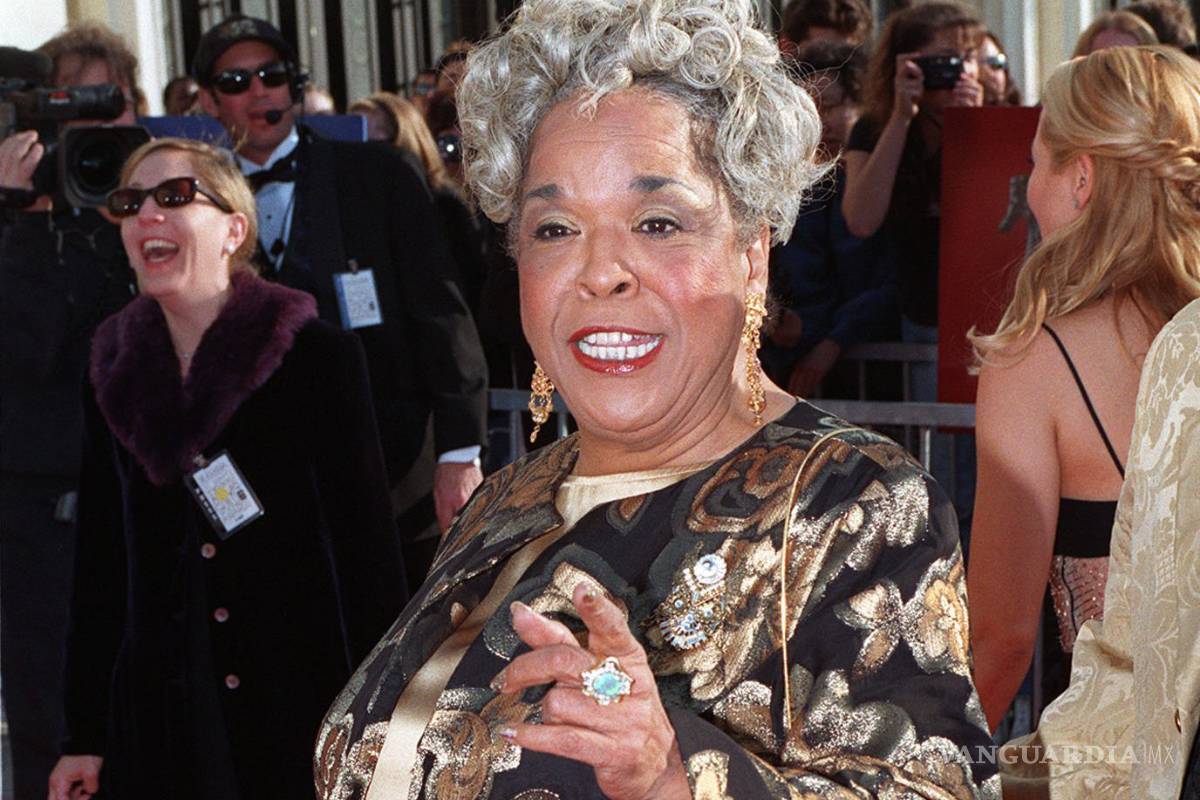 Fallece Della Reese, conocida por su papel en "Touched by an Angel"