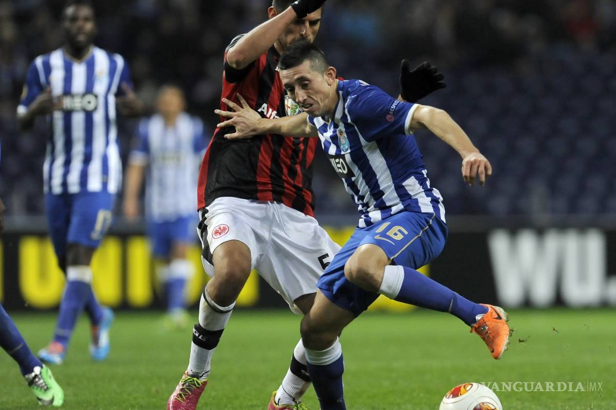 Mourinho buscaría a Héctor Herrera, señala prensa europea