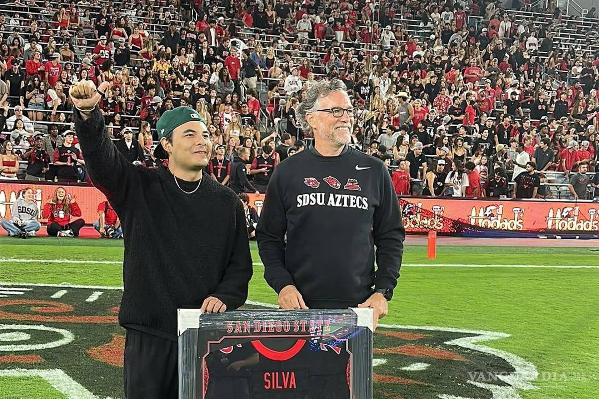 Artista saltillense lleva glifos prehispánicos al fútbol americano en San Diego, California
