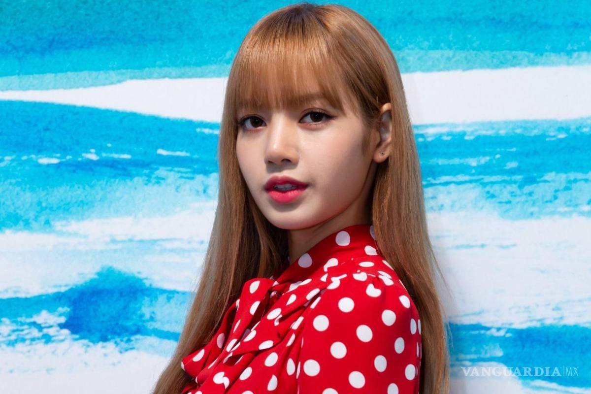 Lisa de BLACKPINK da positivo a COVID-19; sus compañeras esperan resultados