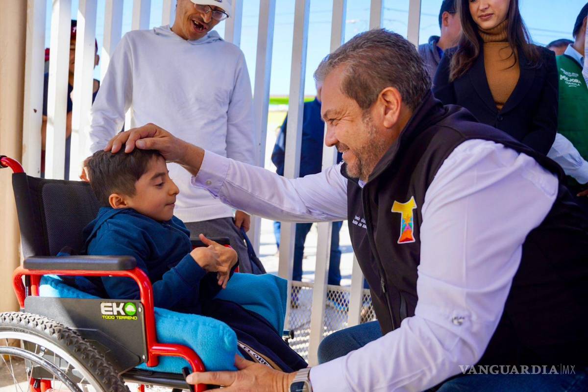 $!Autoridades municipales y educativas reiteraron que el programa busca fortalecer la infraestructura escolar y mejorar las condiciones de aprendizaje para más de mil estudiantes.