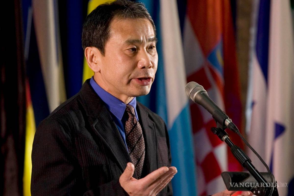 Recibe Murakami el premio literario Hans Christian Andersen