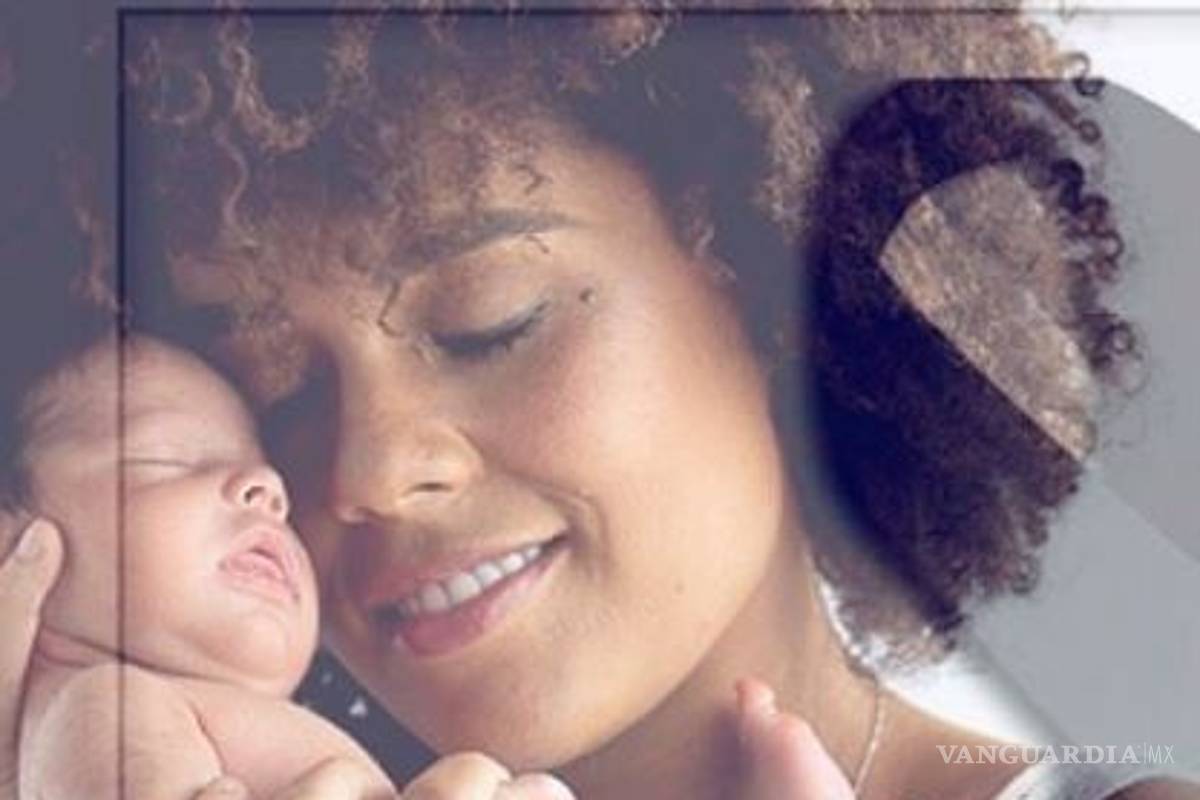 ¿Por qué tanta risa?: cuestionan a Brenda Kellerman por sonreír en el funeral de su bebé Dante