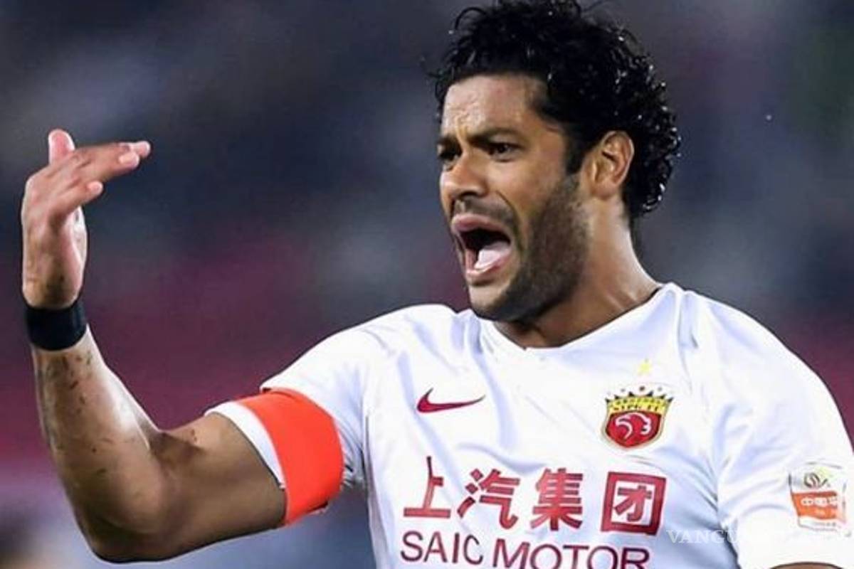 Hulk se divorcia de su esposa... ¡para empezar una relación con su sobrina!