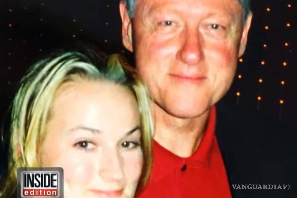 Salen a la luz fotos que involucran a Bill Clinton en el caso de Jeffrey Epstein