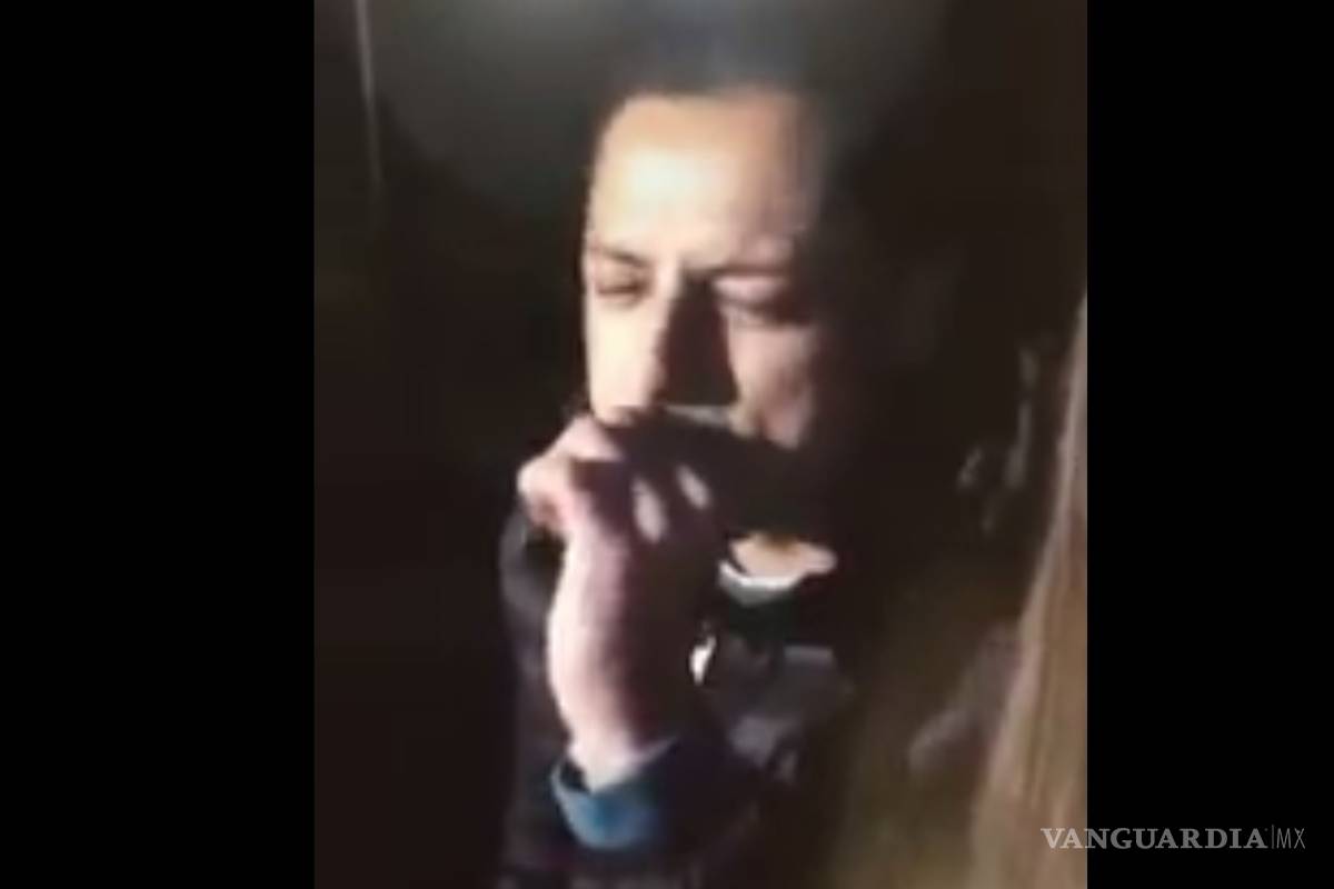 A ritmo de la Arrolladora, Chicharito desahoga sus penas