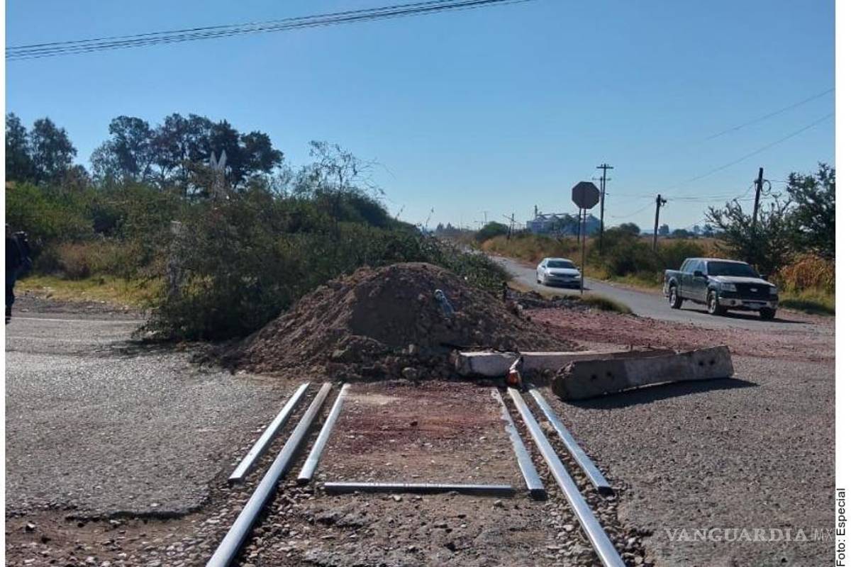 Logran acuerdos y agricultores levantan bloqueos carreteros en Guanajuato