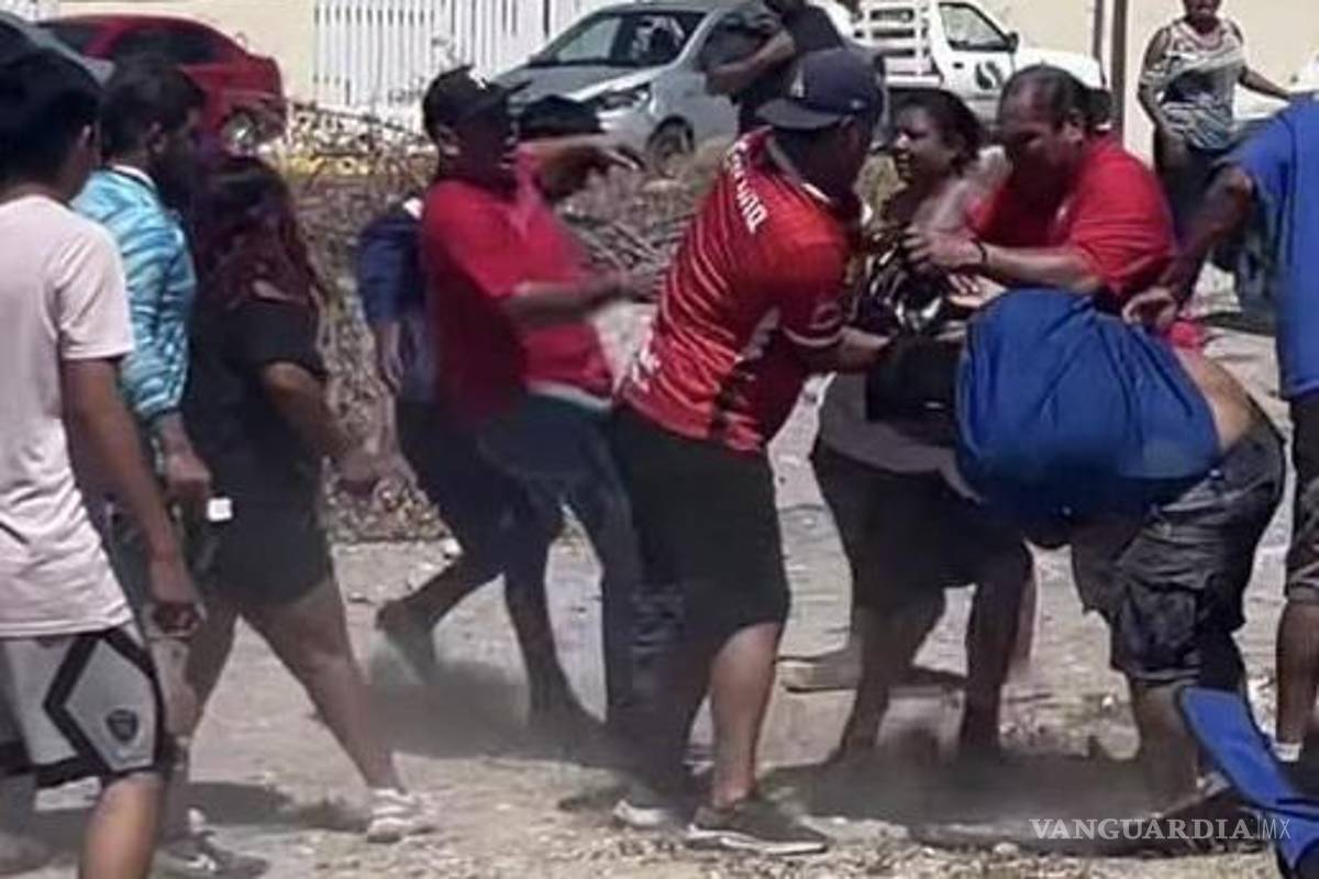 Árbitro pierde visión del 40 por ciento tras agresión en partido de futbol en Monclova (video)