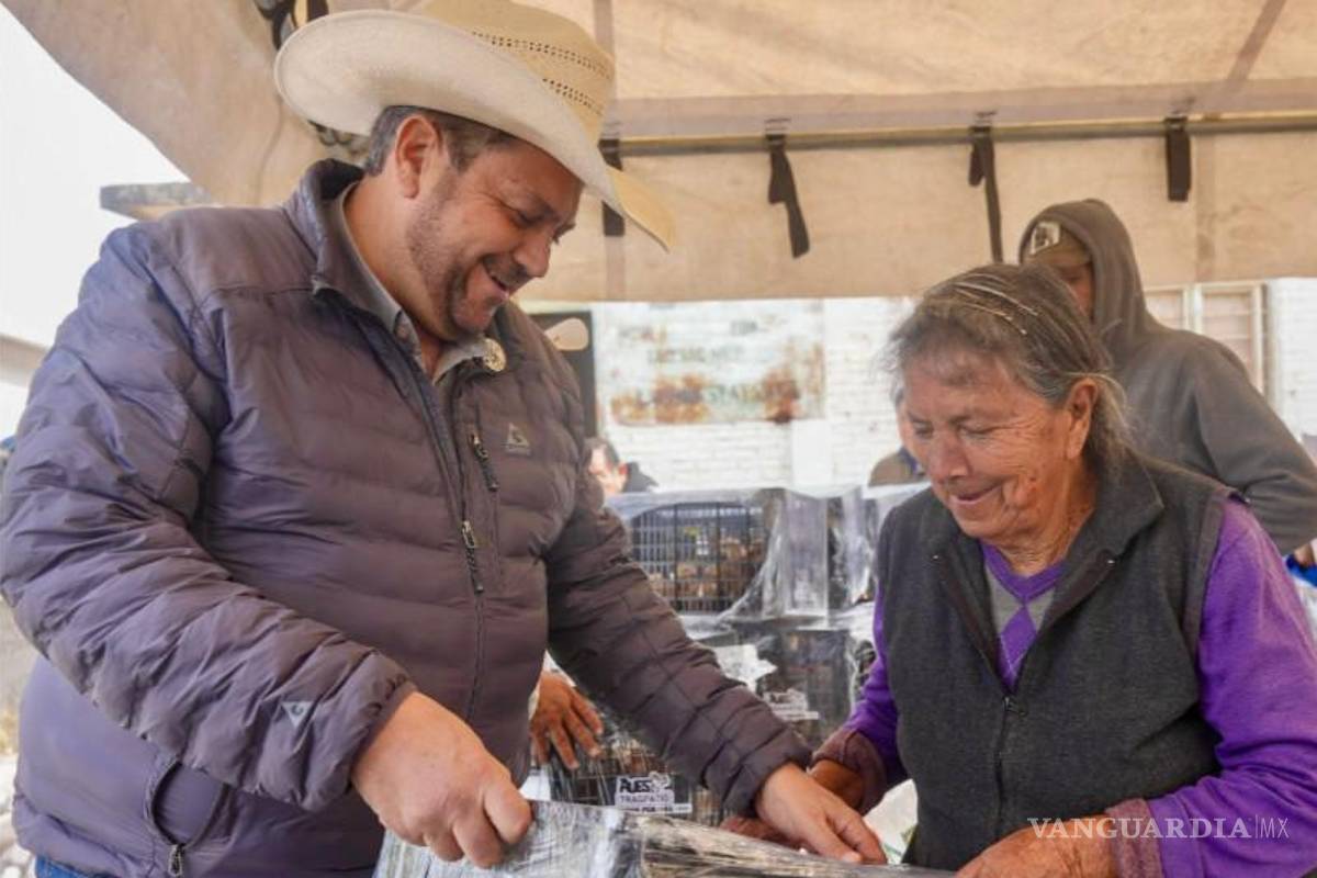 $!Familias de diversas comunidades rurales se beneficiaron con apoyos alimentarios y productivos.