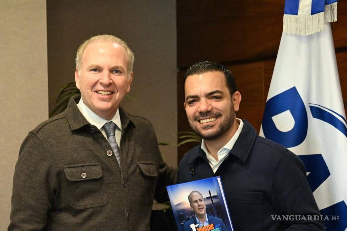 Theo Kalionchiz rinde su Primer Informe Legislativo en Monclova