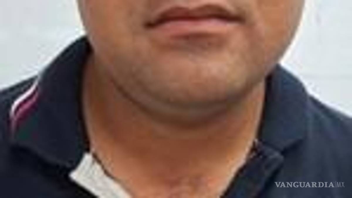 Intentan secuestrar a hombre, pero estacionan su vehículo frente a instalaciones de la Fiscalía de NL