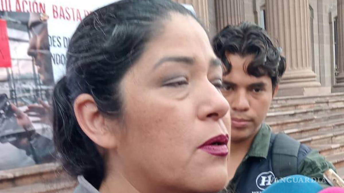 Conductores de app protestan para que los dejen trabajar en el Aeropuerto de Monterrey