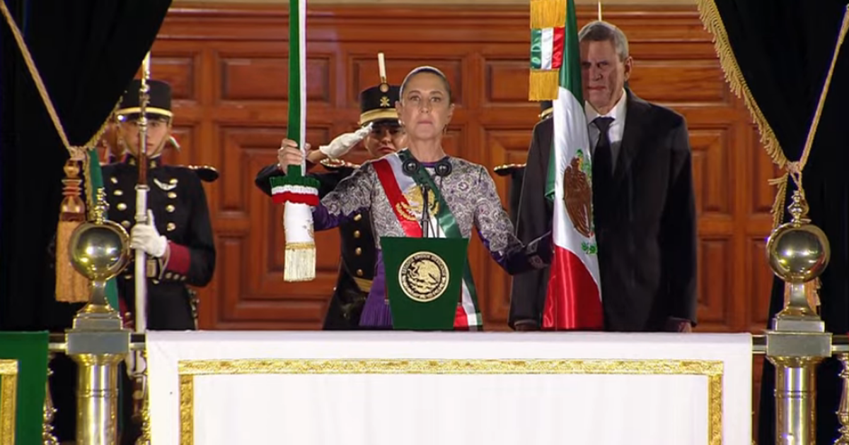Mujeres indígenas y migrantes: Así fue el primer Grito de Independencia de Claudia Sheinbaum