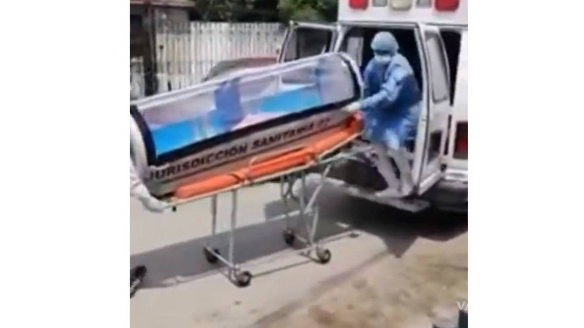 Causa alarma traslado en cápsula por sospecha de COVID-19 en Acuña; descartan caso