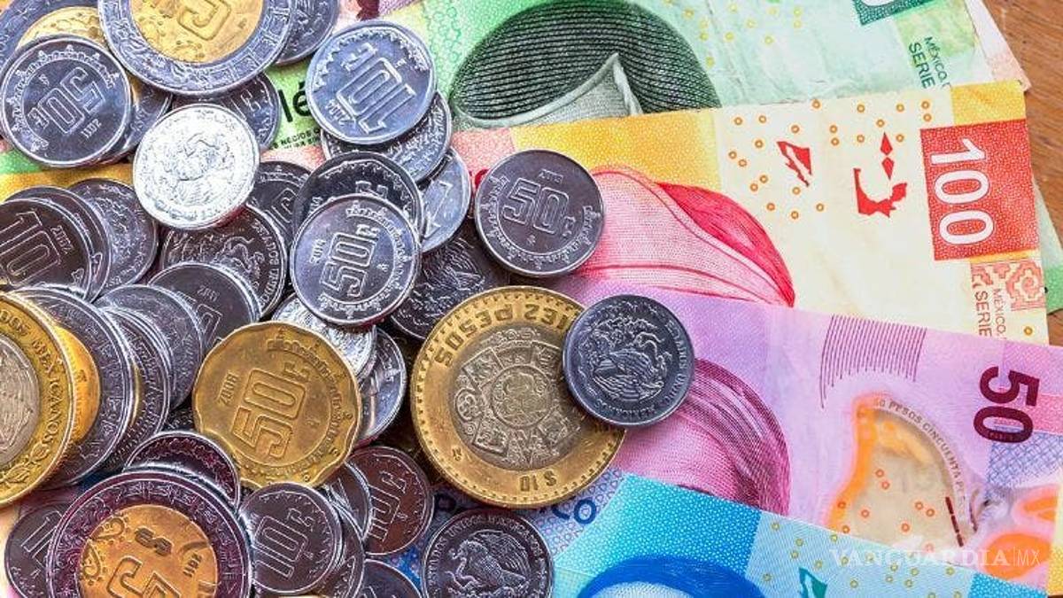 Estos son los seis riesgos que acechan a la economía de México, según Banxico