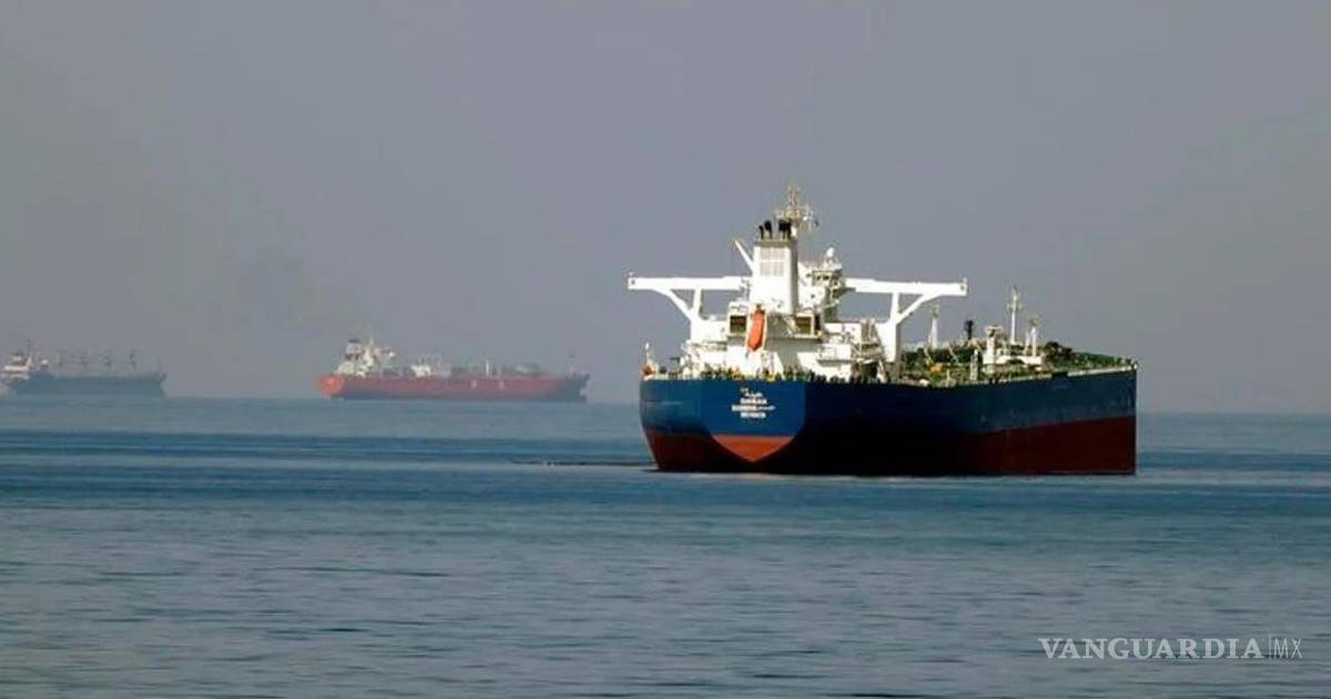 Tregua entre EU e Irán... Dos buques cruzaron el estrecho de Ormuz tras la reapertura acordada en el alto el fuego