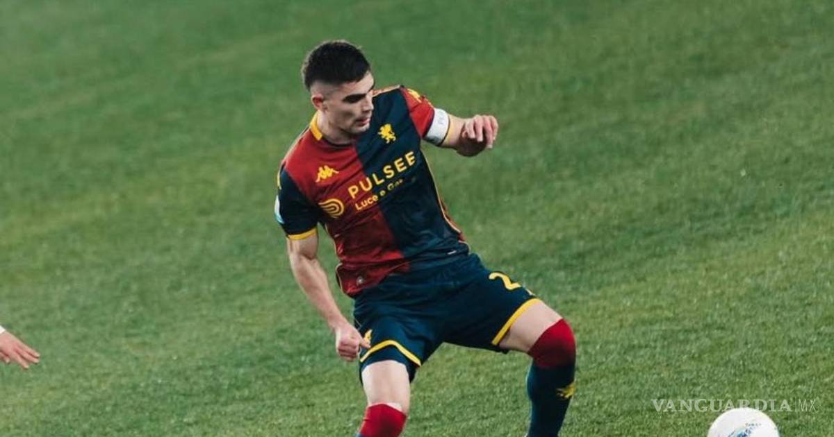Genoa vence 2-1 a la Roma en la Serie A; Johan Vásquez suma los 90 minutos