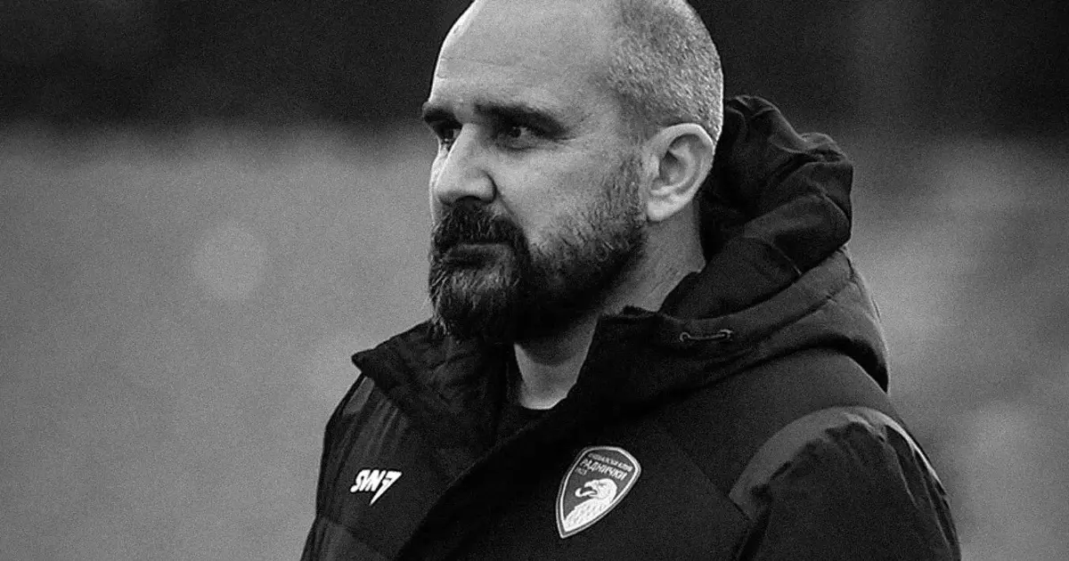 Fallece entrenador serbio en pleno partido de la Superliga