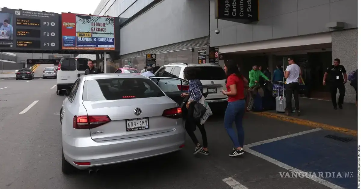 Uber podrá recoger y bajar a pasajeros en aeropuertos de México