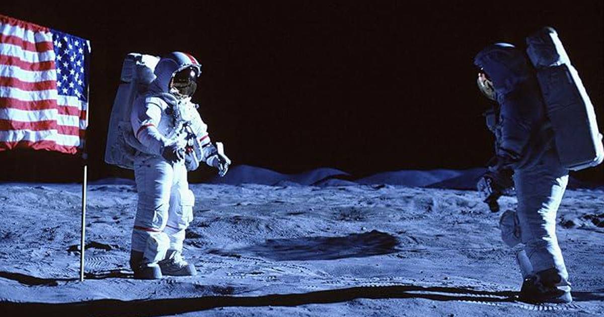 Cultura y Pop: De la Tierra a la Luna