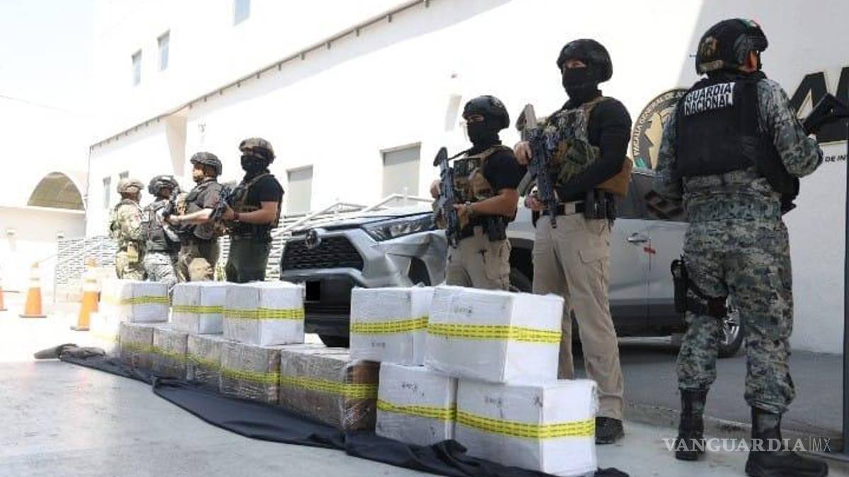 Nuevo León: Persecución y balacera termina en aseguramiento de 200 kilos de cristal; dos detenidos de Sinaloa