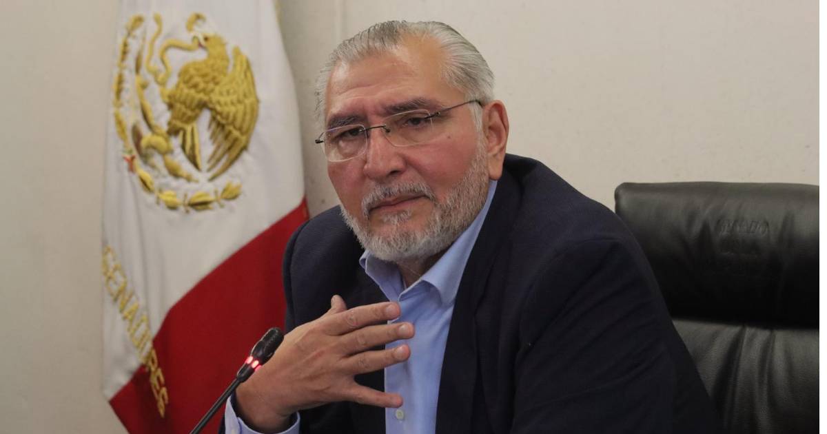 Revelan que los dos hijos de Adán López cobraron en el Senado como funcionarios sin terminar sus carreras