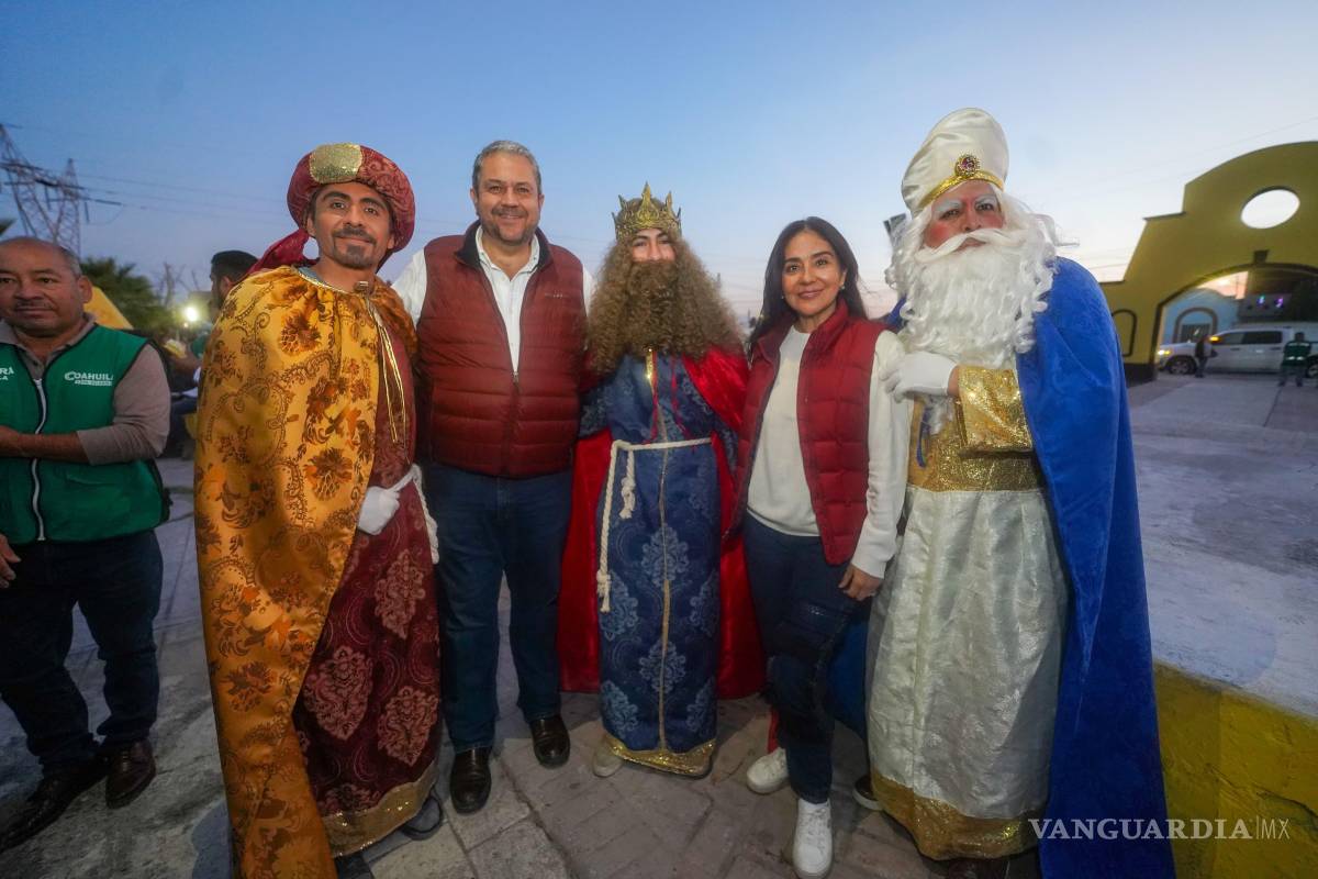 $!Los Reyes Magos se tomaron fotografías con las familias en un ambiente de alegría y cercanía.