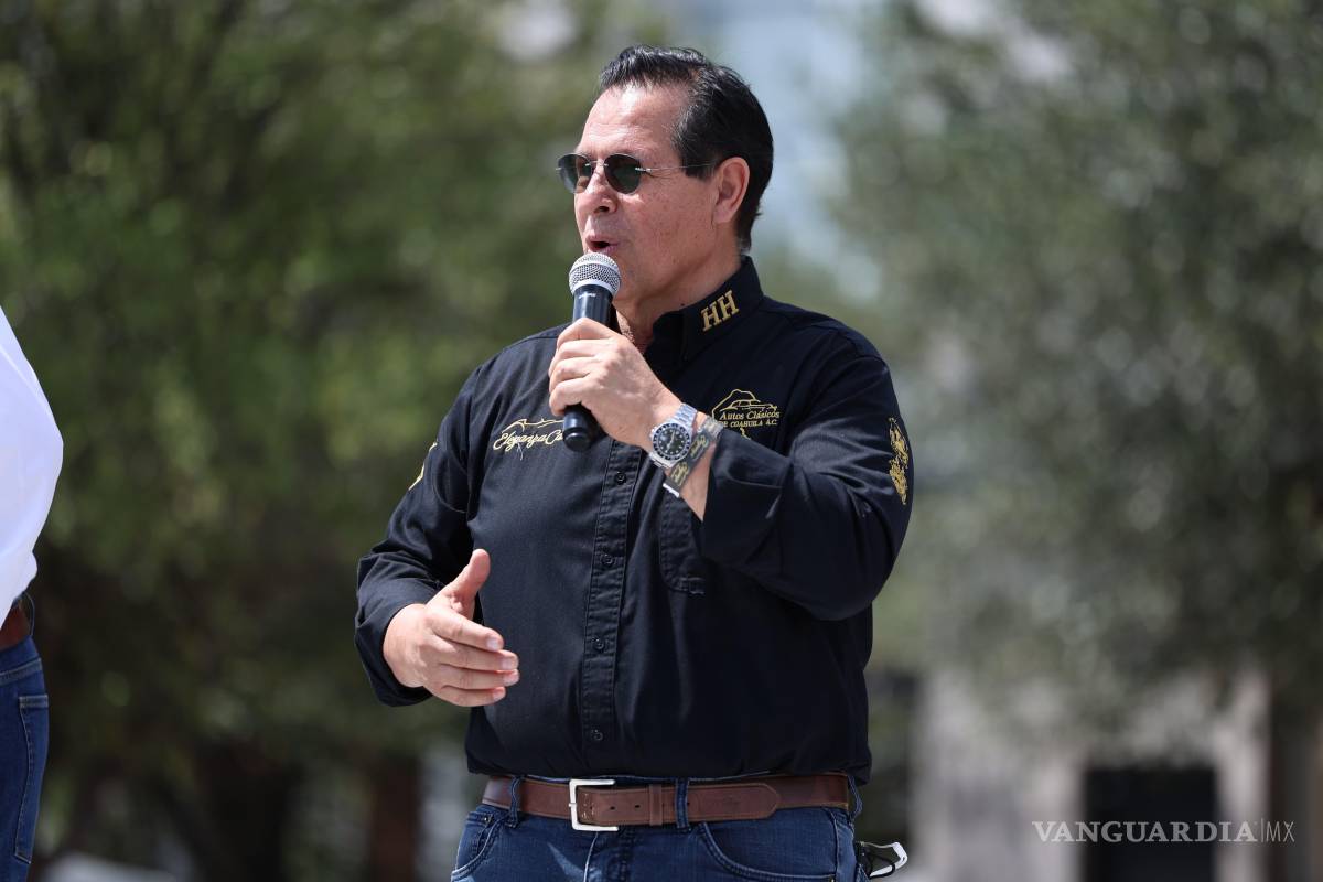 $!Héctor Horacio Dávila, empresario destacado, asistió a la inauguración del Eleganza Car &amp; Truck 2025 en Saltillo, respaldando el impulso al turismo automotriz y cultural en la ciudad.