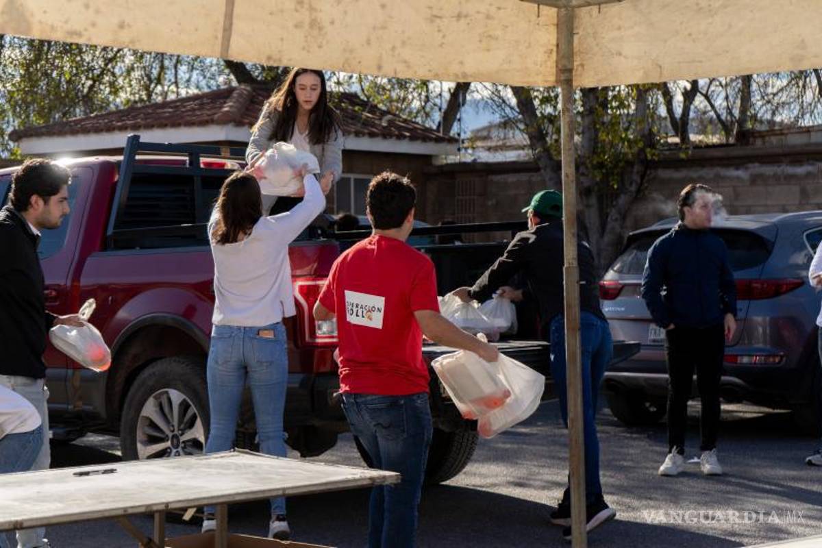 $!Integrantes del comité organizador coordinan logística y distribución de cenas.