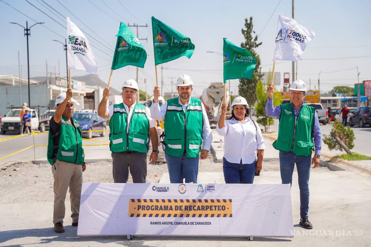$!Autoridades y vecinos dieron el banderazo de arranque a la obra de recarpeteo en la colonia Analco.