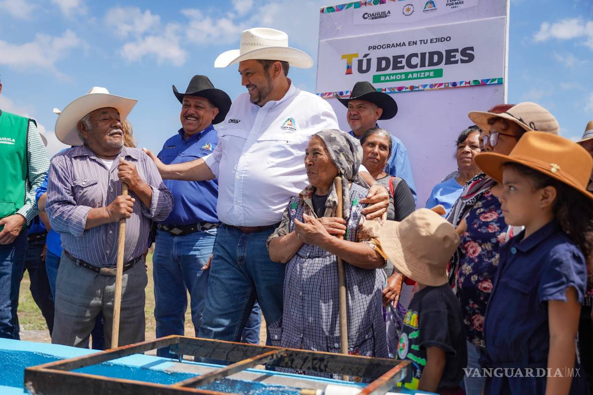 $!Autoridades municipales y estatales supervisan avances en programas de apoyo al campo.