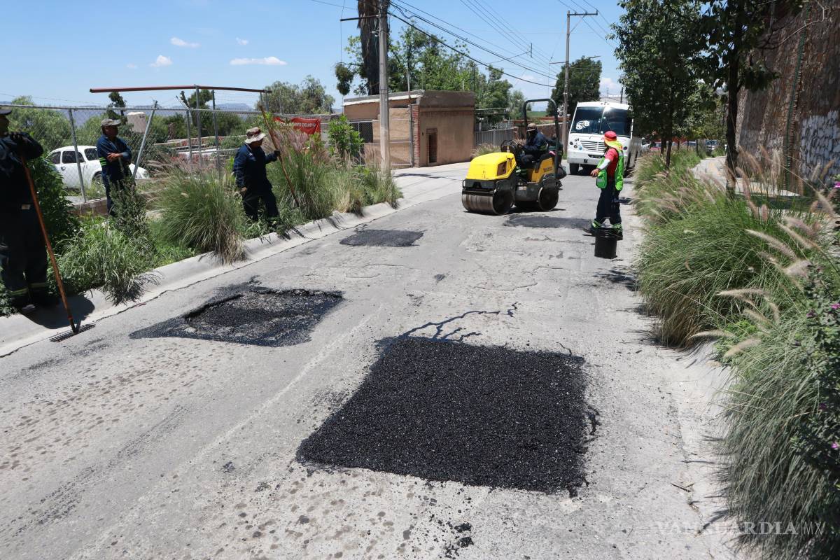 Saltillo refuerza seguridad y movilidad con brigadas de mantenimiento urbano