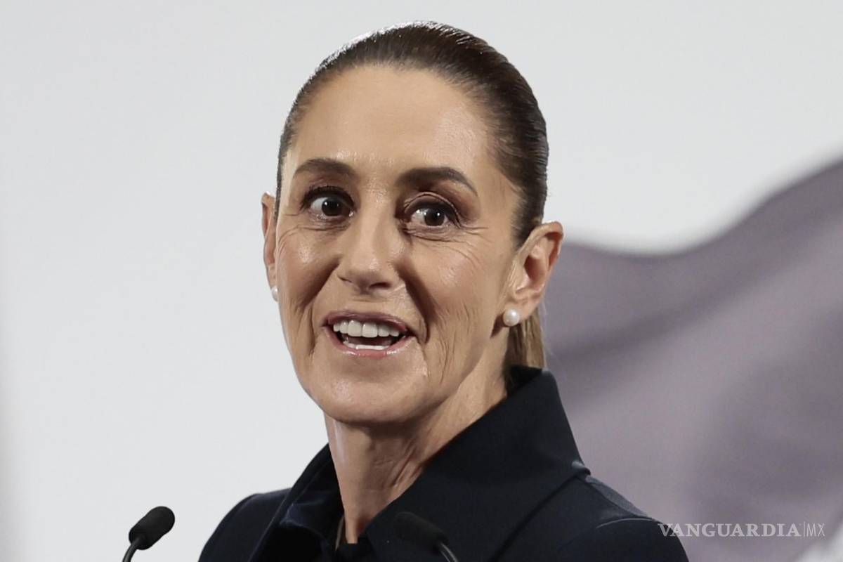 La 4T da con una mano y quita con las dos