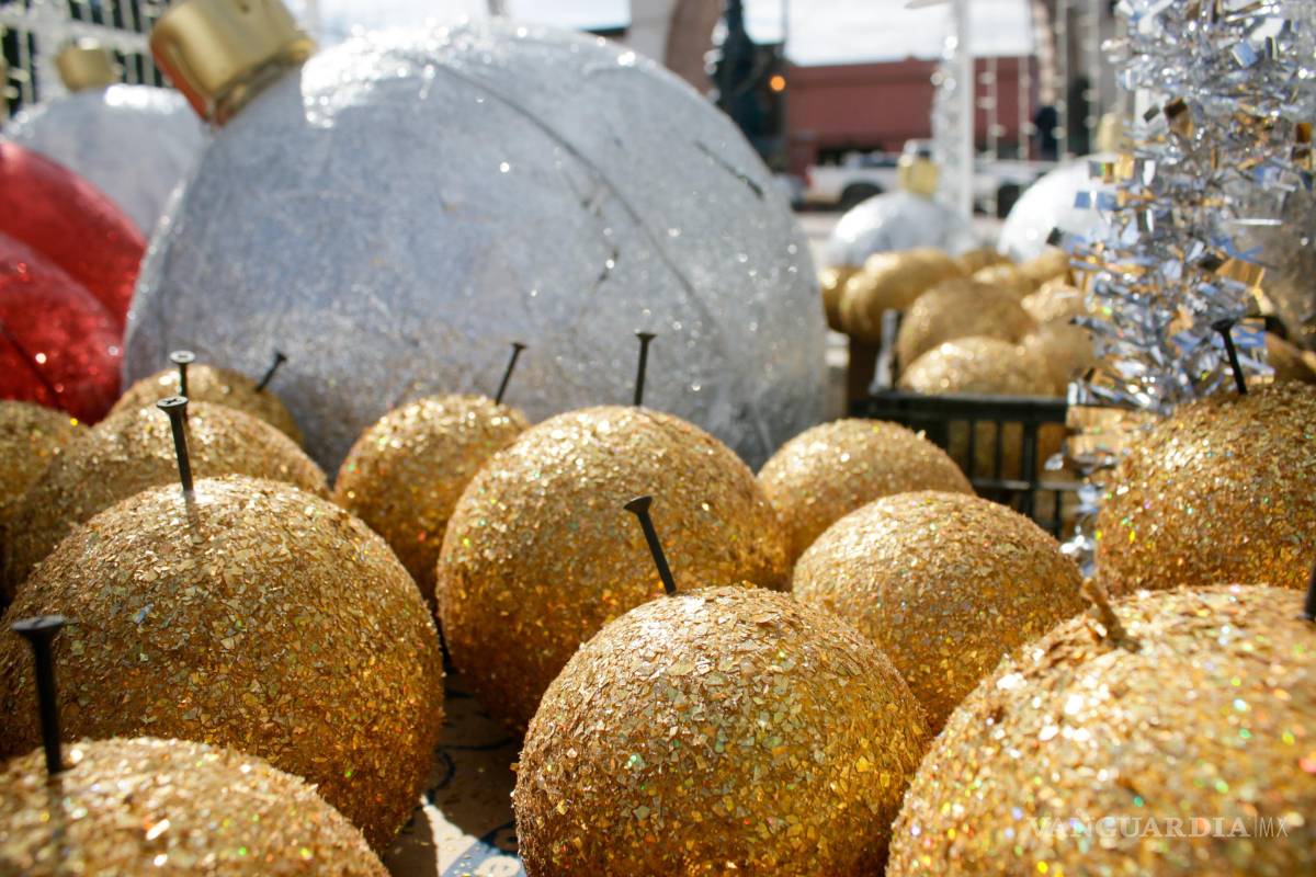 $!El encendido del pino se llevará a cabo este viernes.