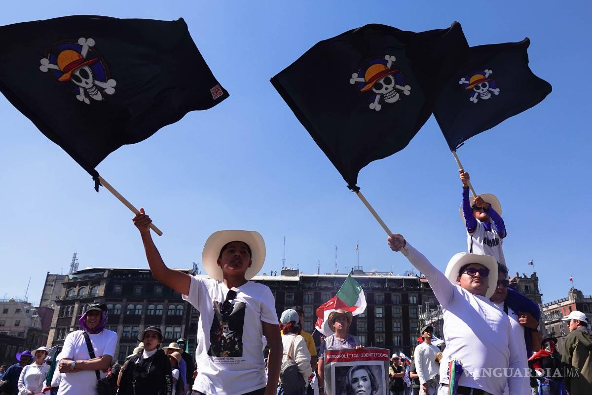 $!La marcha de jóvenes opositores fue cuestionada por el oficialismo que consideró que los partidos estaban detrás de ellos.
