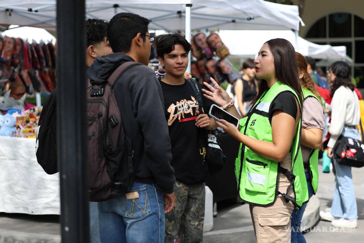 Llevan a las calles información sobre la tarjeta de transporte ‘Aquí Vamos Gratis’ en Saltillo