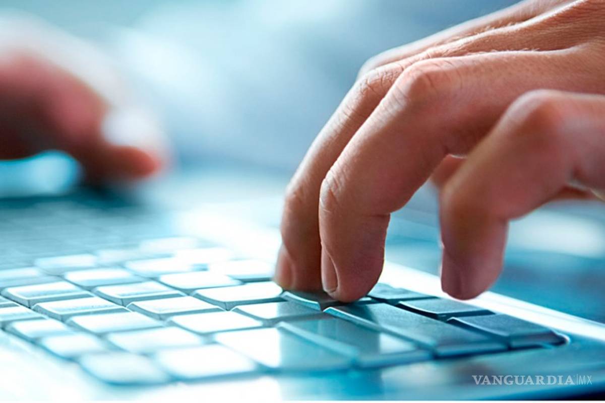 Mexicanos, potencialmente adictos a las redes sociales: estudio