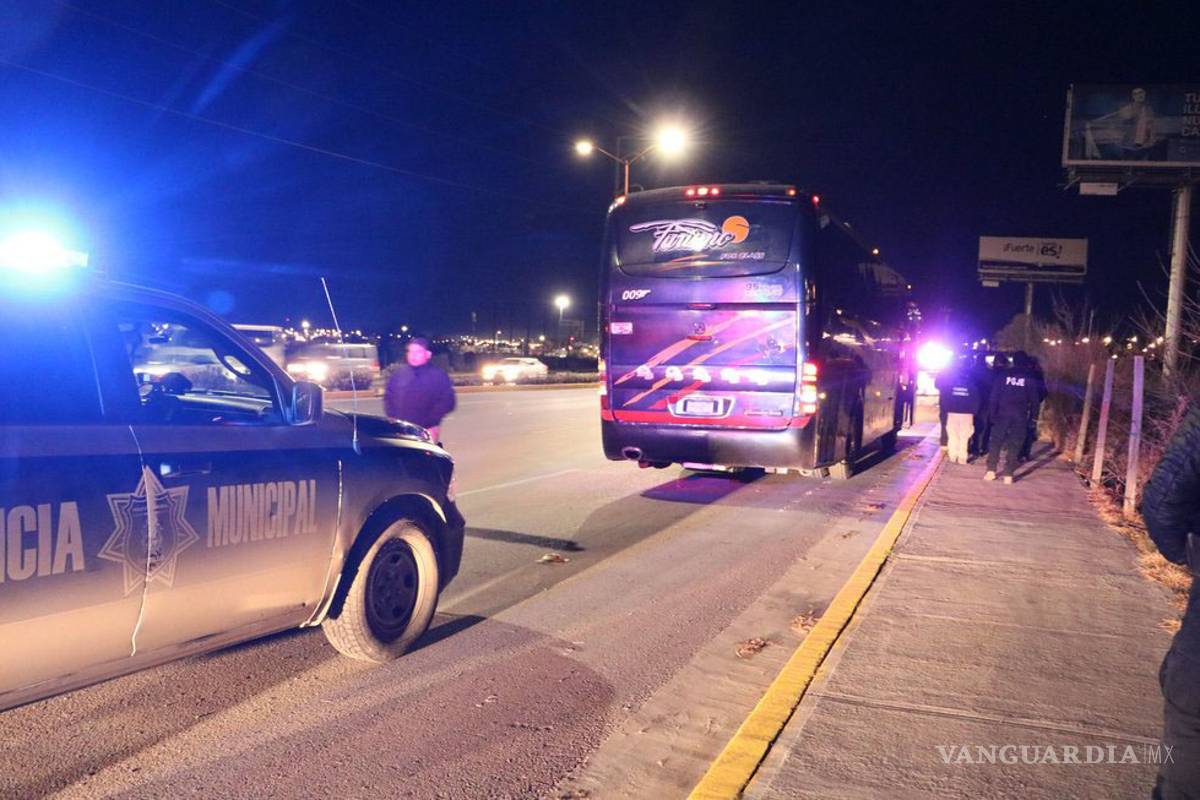 En Coahuila atracan dos pistoleros a pasajeros de autobús en la carretera a Zacatecas
