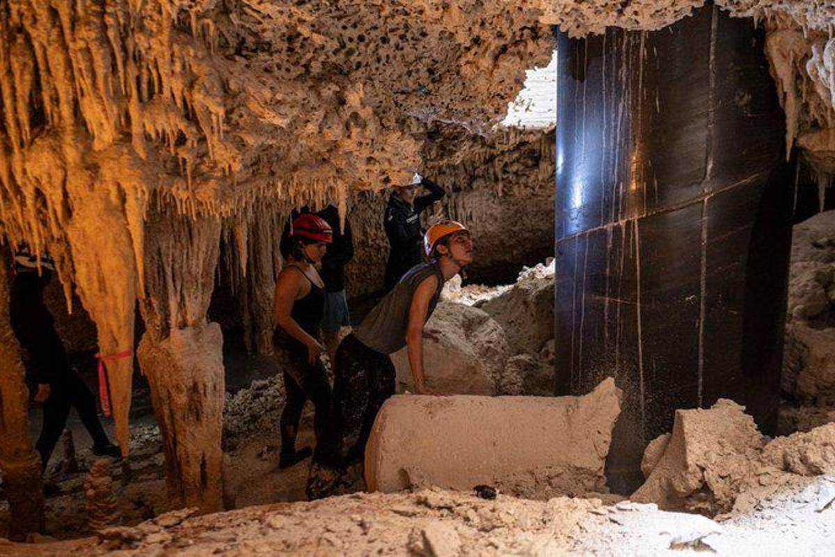 ‘Nos mintió, señor presidente’, exhiben perforaciones en cuevas y cenotes por obras del Tren Maya