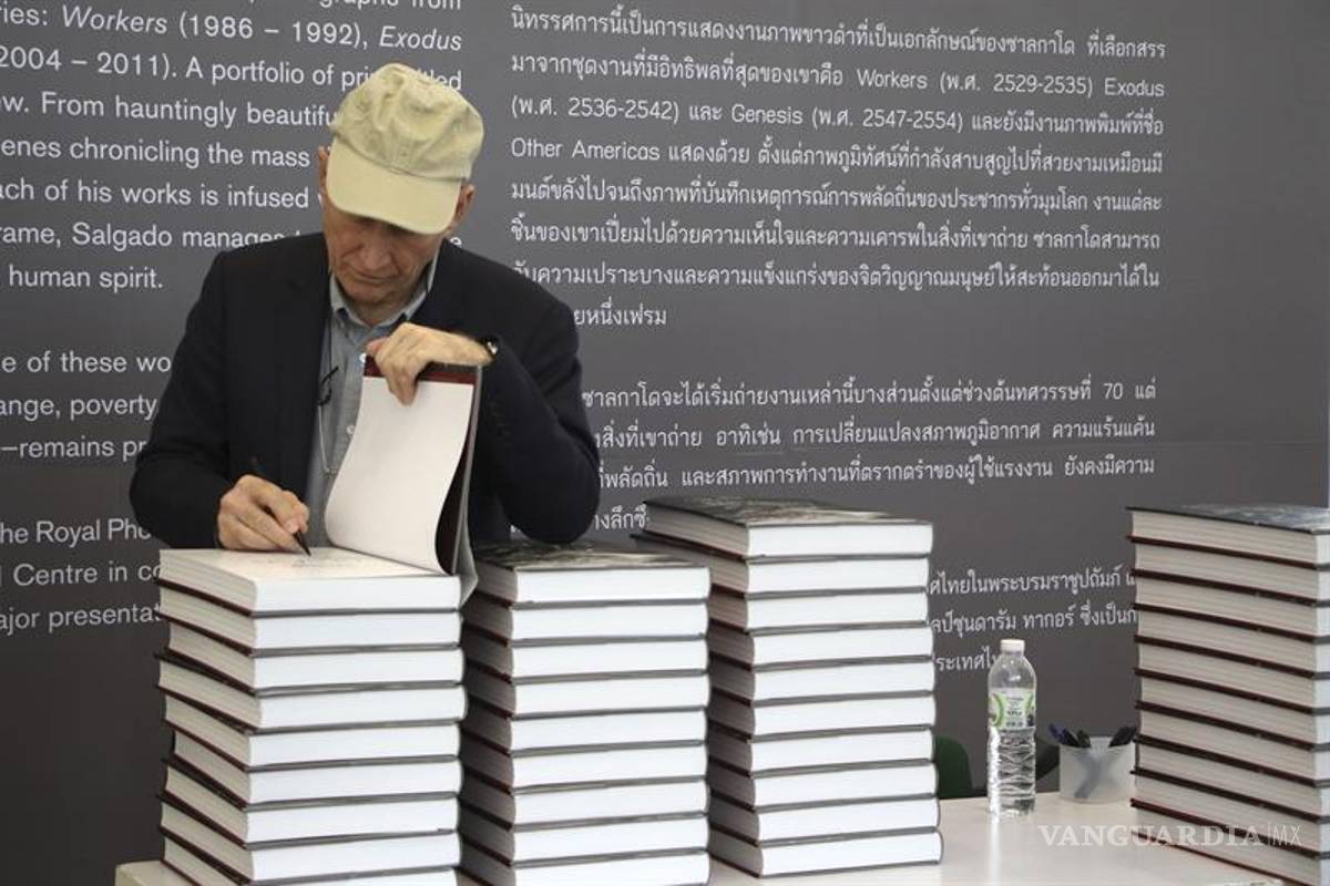 Sebastiao Salgado inaugura su primera exposición en Tailandia