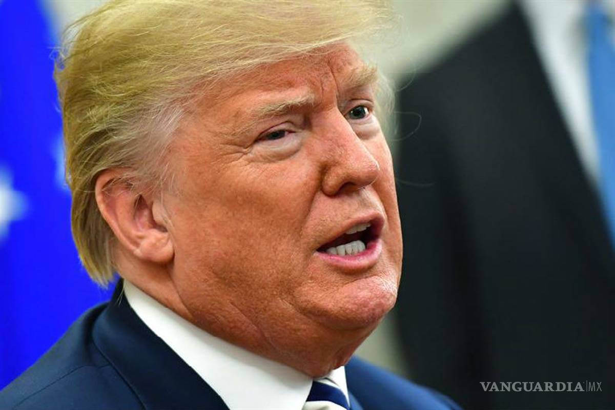 Trump contrata a abogado que representó a Clinton en su juicio político