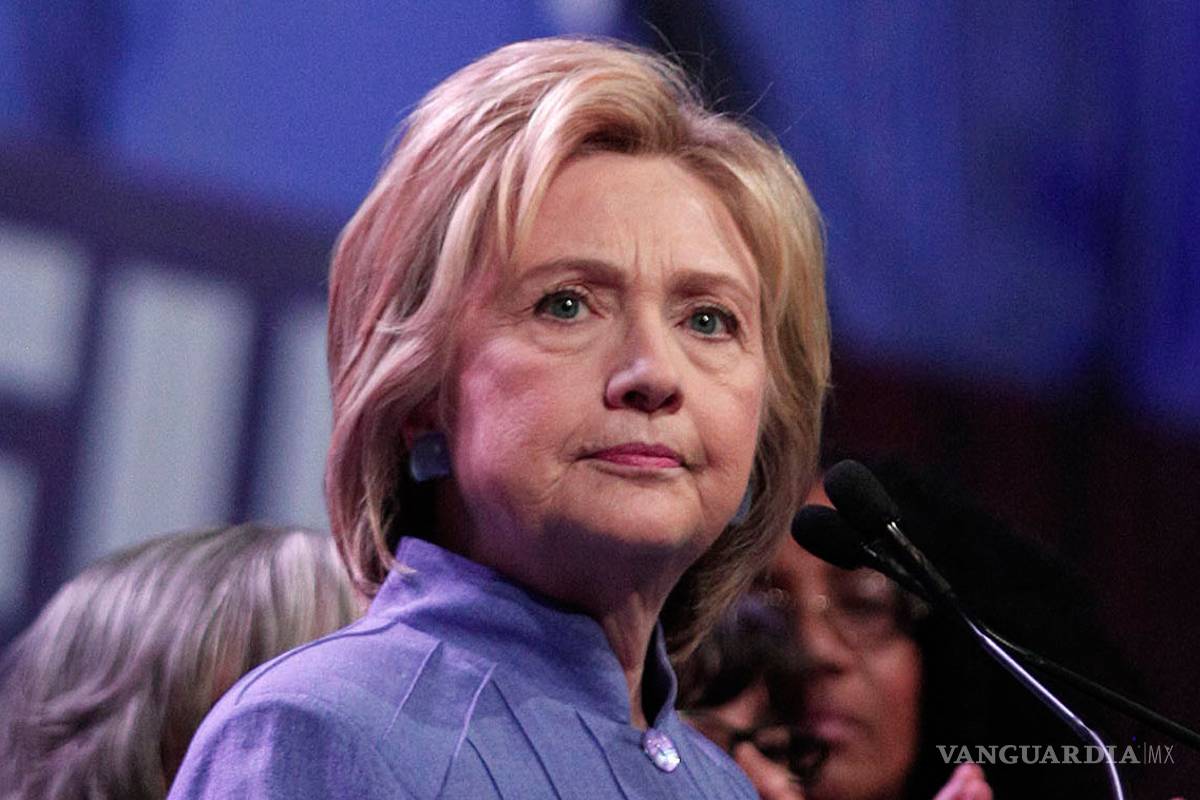 Según AP, Clinton recibió casi 2.9 millones de votos populares más que Trump