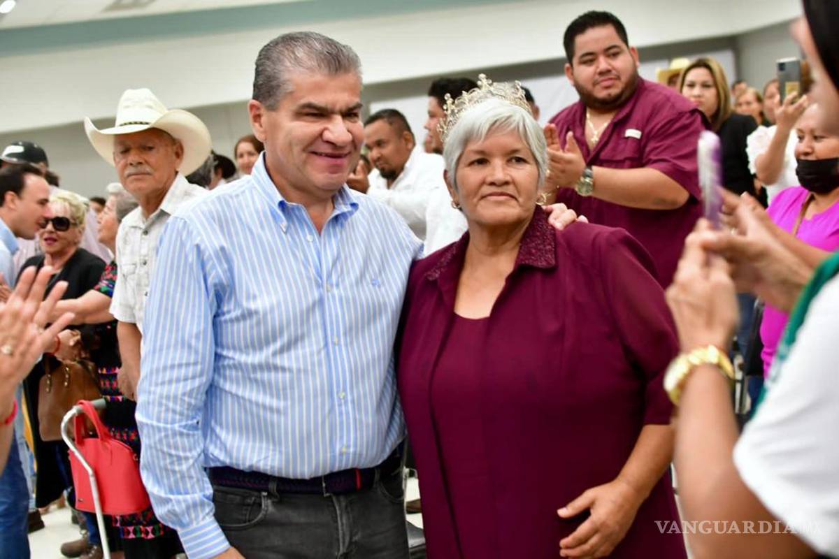 Suman esfuerzos notarios con el DIF de Coahuila